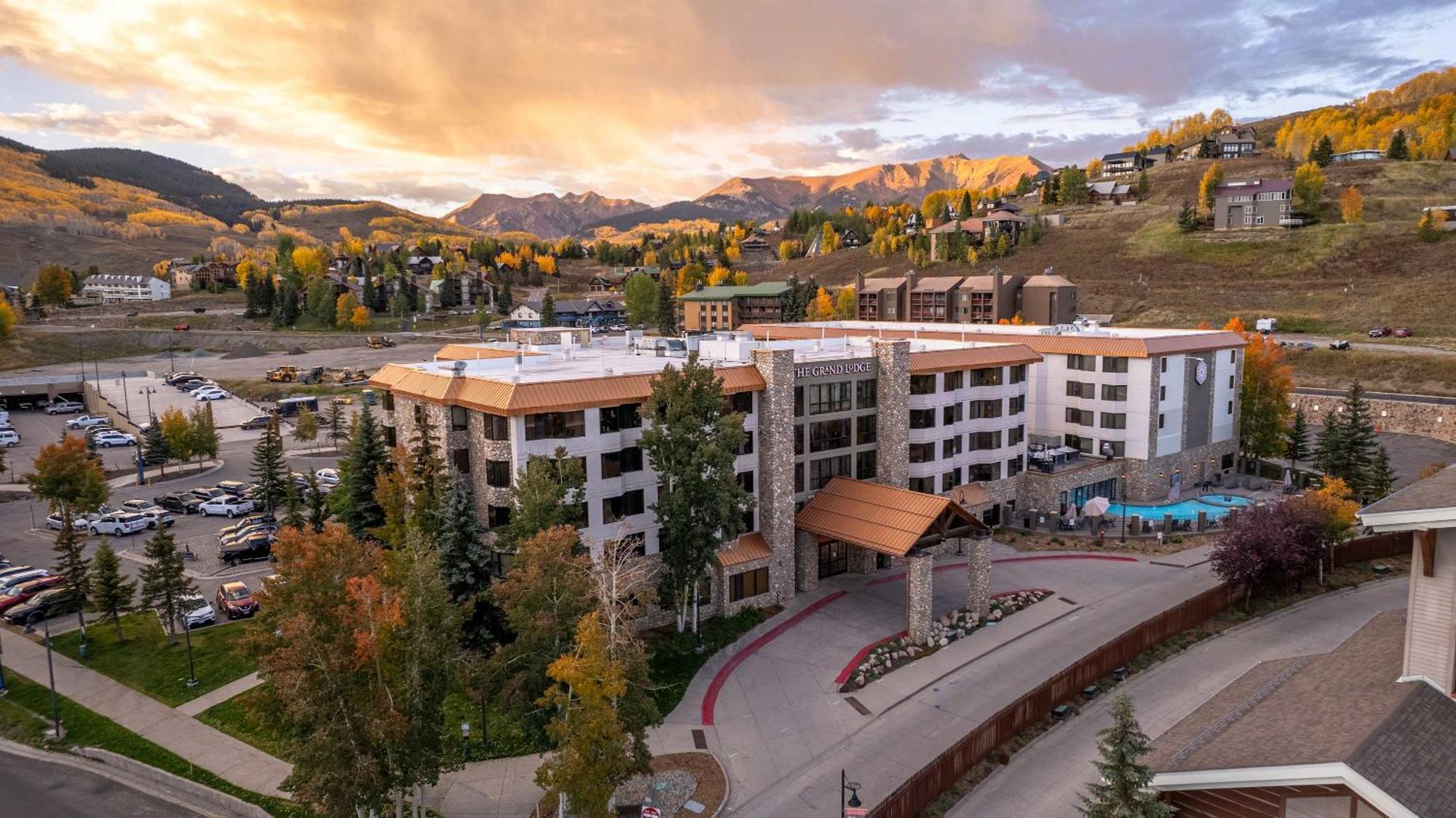 Studio 565 Perfect Location With Pool And Hot Tub Crested Butte Bagian luar foto